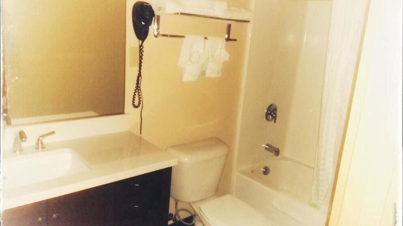 Photo of Bathroom in Alamosa
