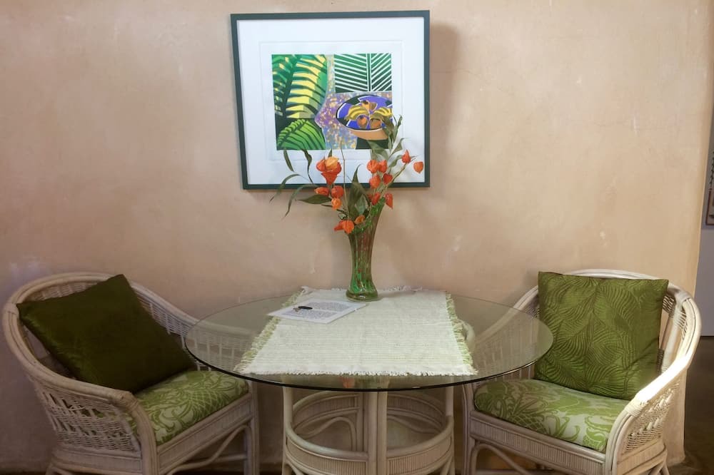 Photo of Bedroom in Bernalillo