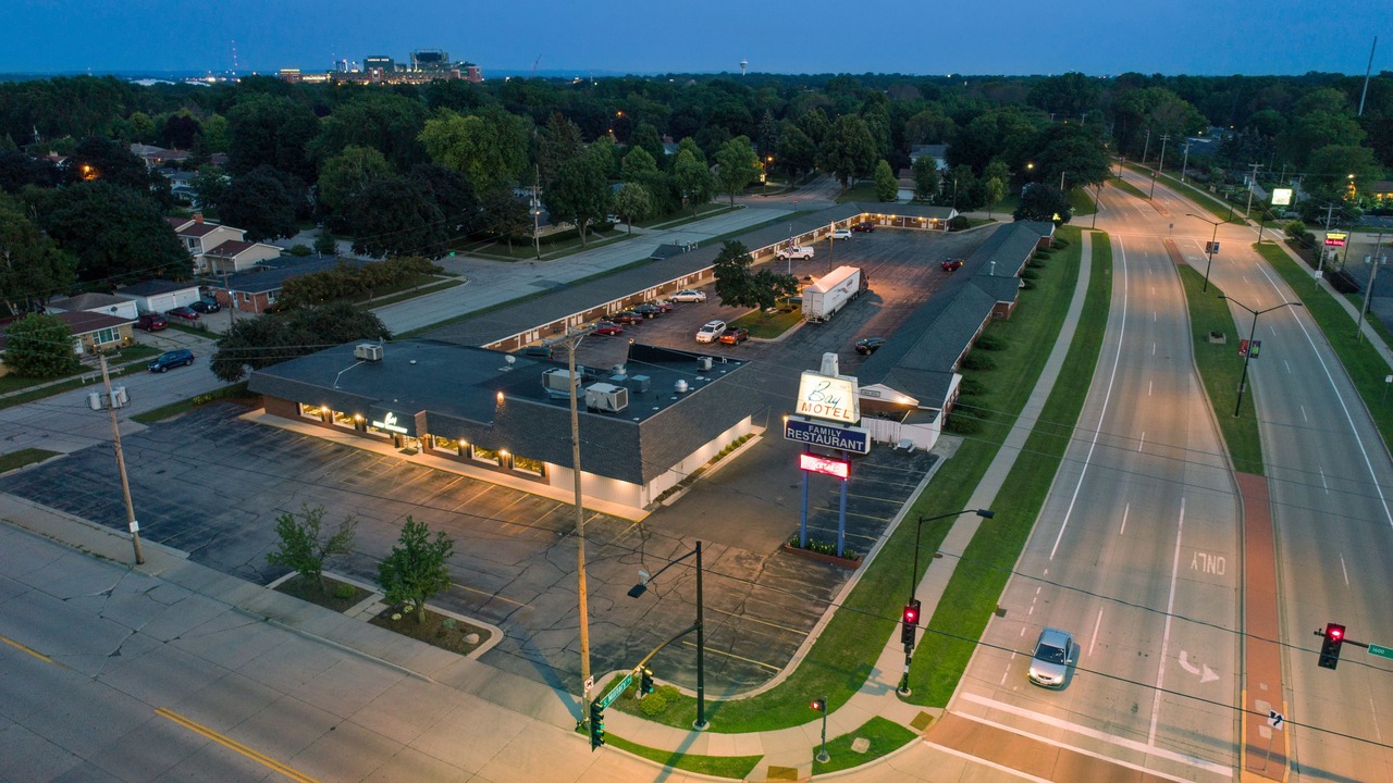 Photo of Others in Green Bay