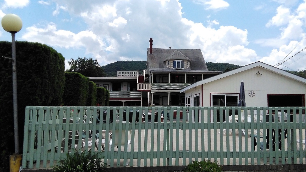 Photo of Others in Upper Village