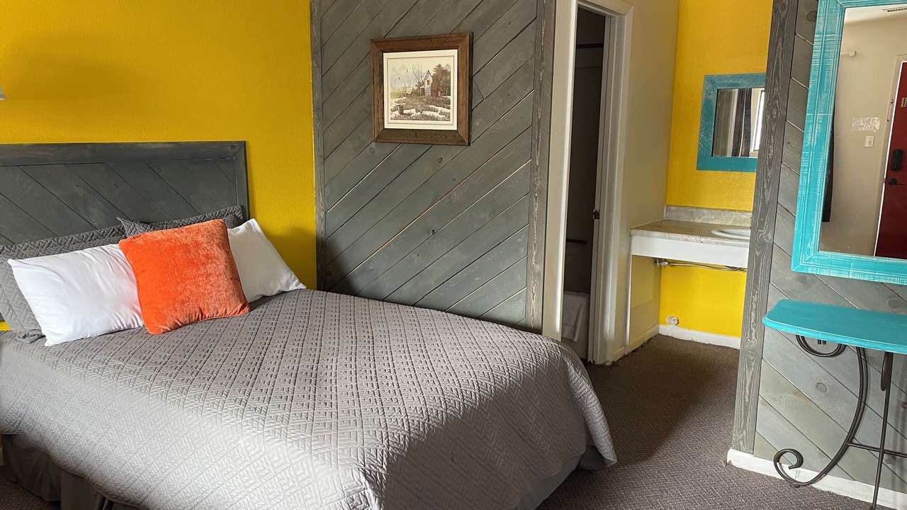 Photo of Bedroom in Cleveland