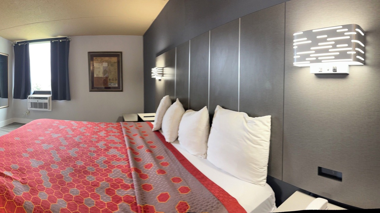 Photo of Bedroom in Roseville