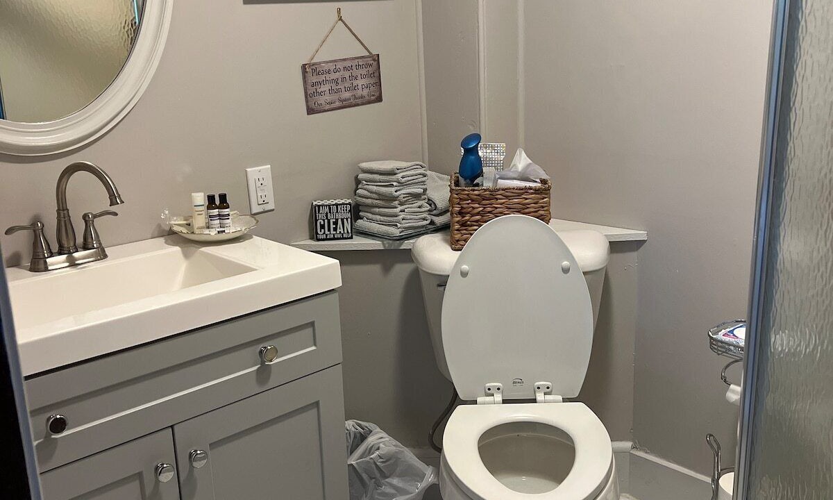 Photo of Bathroom in Mayfield