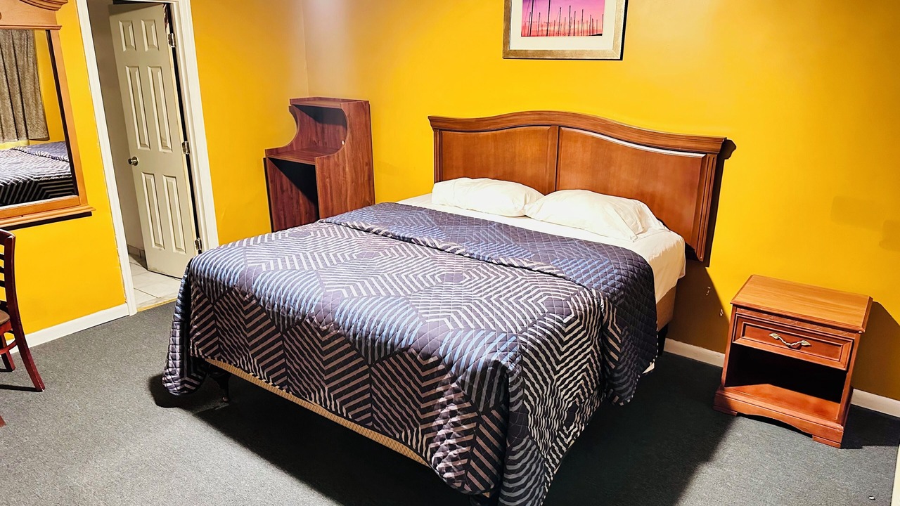 Photo of Bedroom in West New Haven