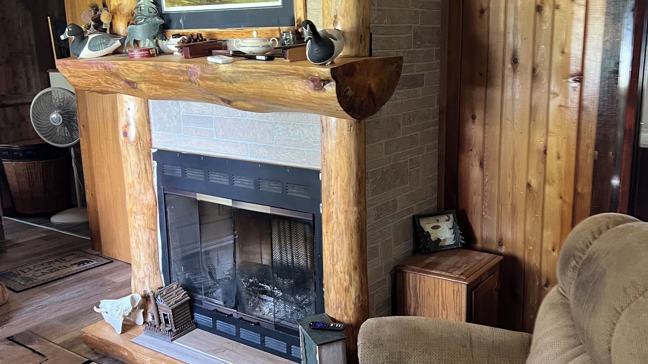 Photo of Livingroom in Deer River