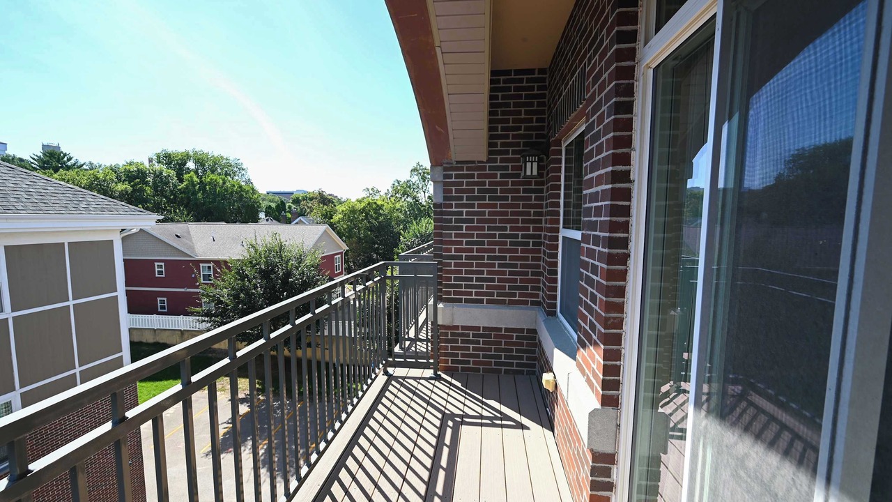 Photo of Patio Balcony in Kutzky Park