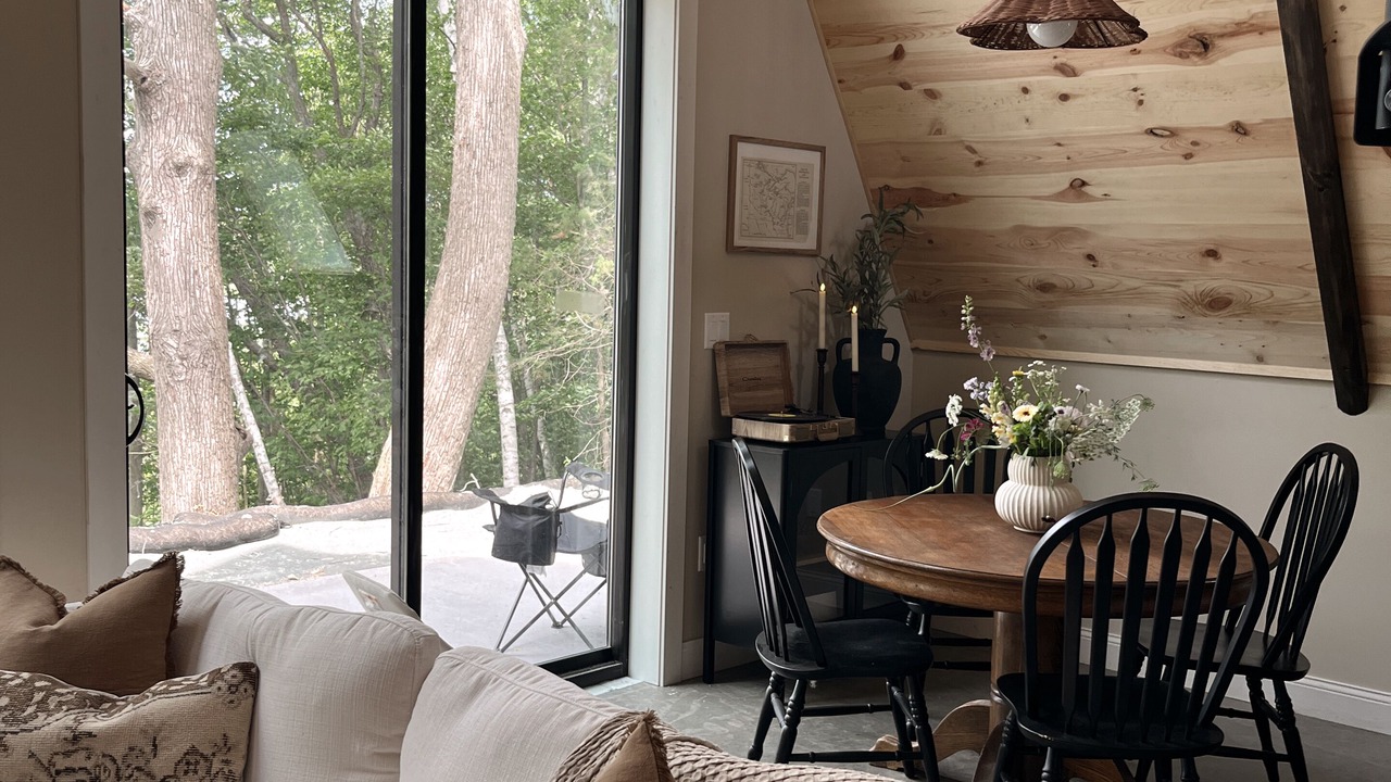Photo of Livingroom in Amery