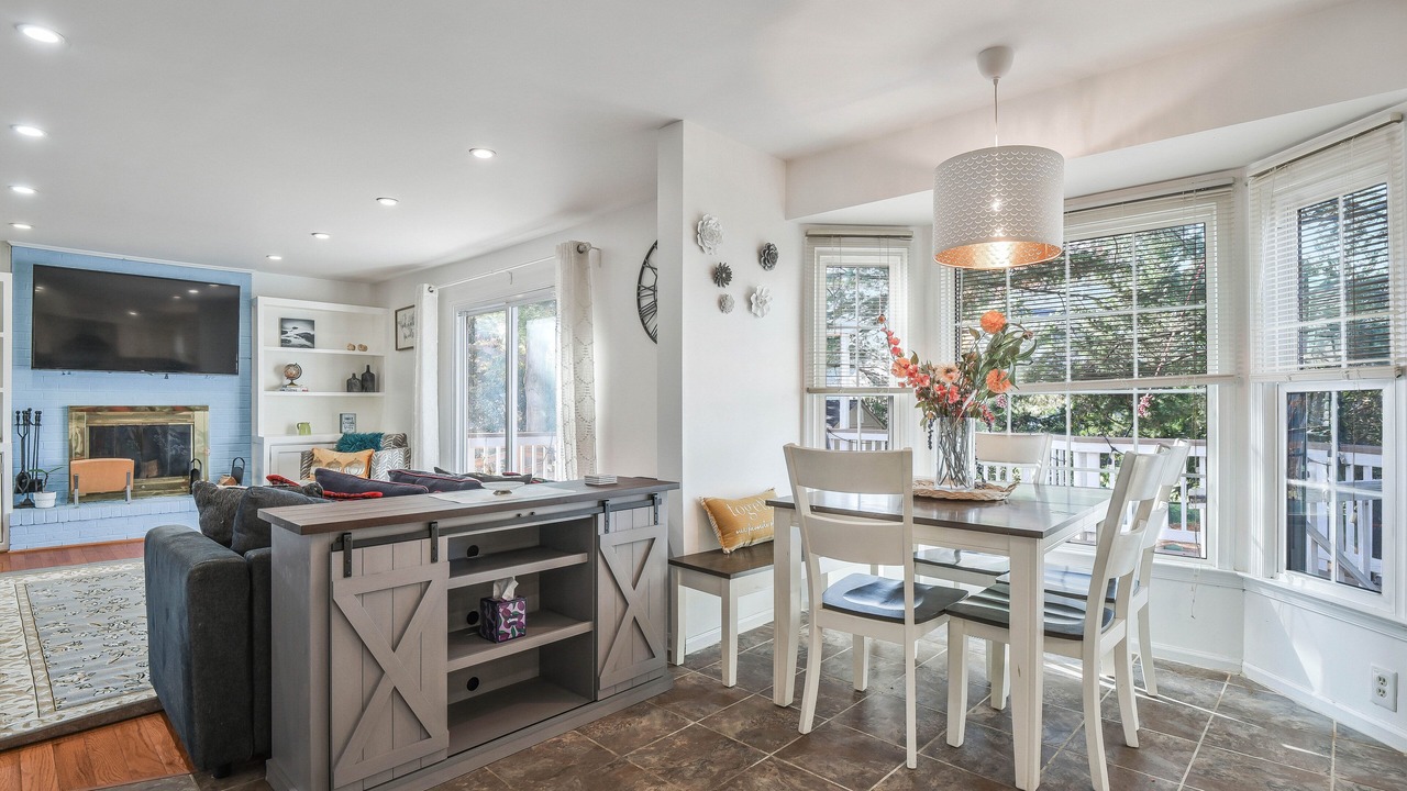 Photo of Livingroom in Fairfax