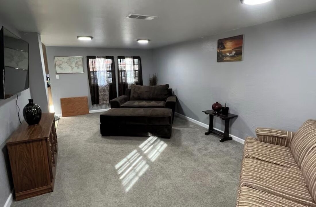 Photo of Livingroom in Clayton