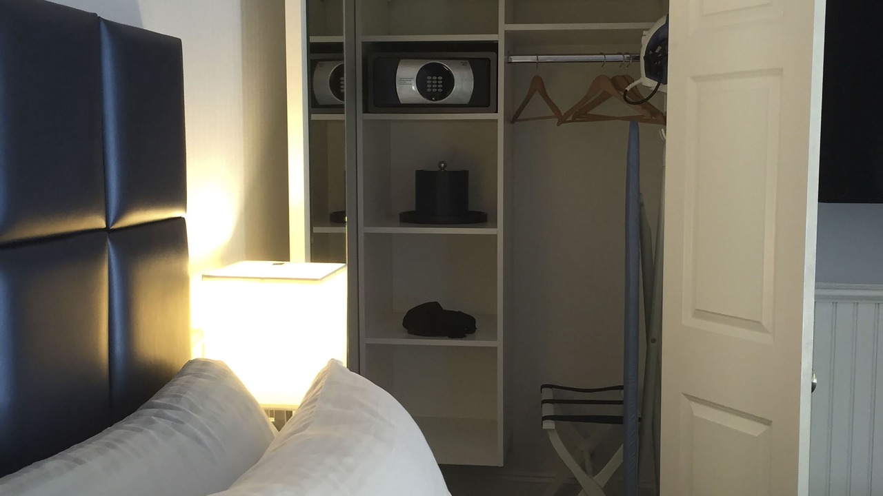 Photo of Bedroom in Wethersfield