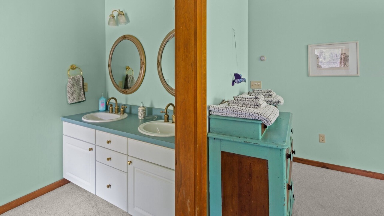 Photo of Bathroom in Shelburne