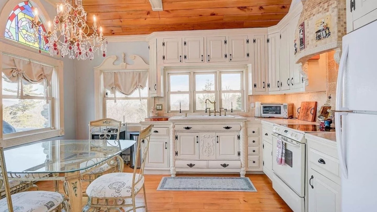 Photo of Kitchen in Conway