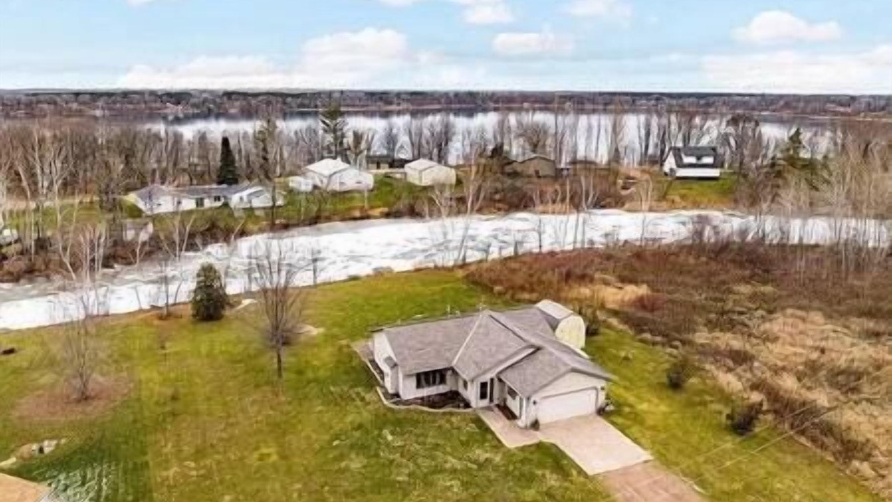 Photo of Outdoor in Sturgeon Lake
