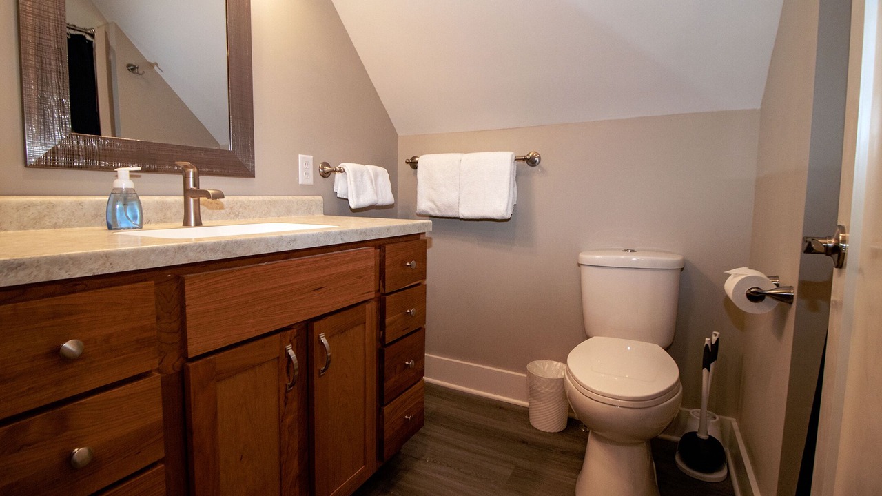 Photo of Bathroom in East Hillside