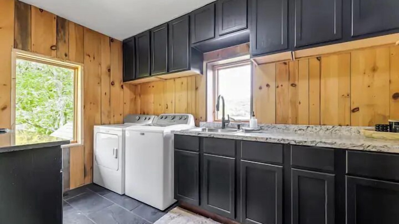 Photo of Kitchen in Kickapoo