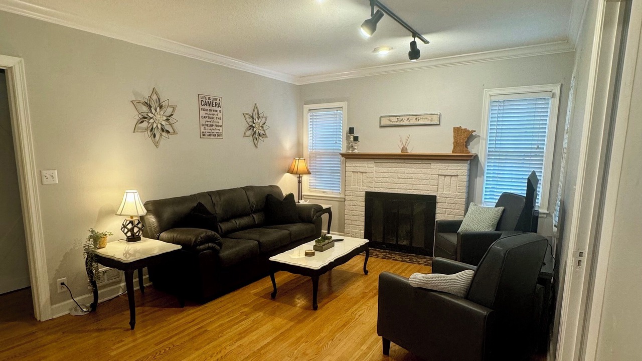 Photo of Livingroom in Fulton