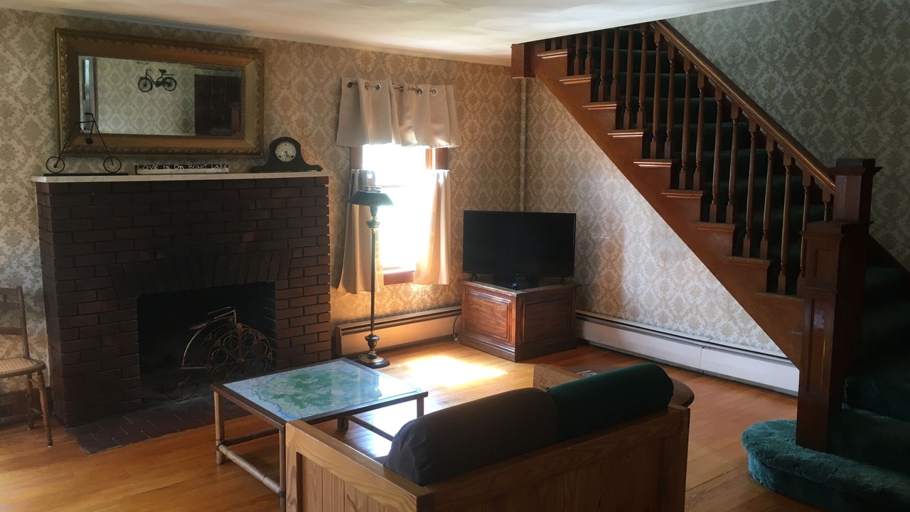 Photo of Livingroom in Brant Lake