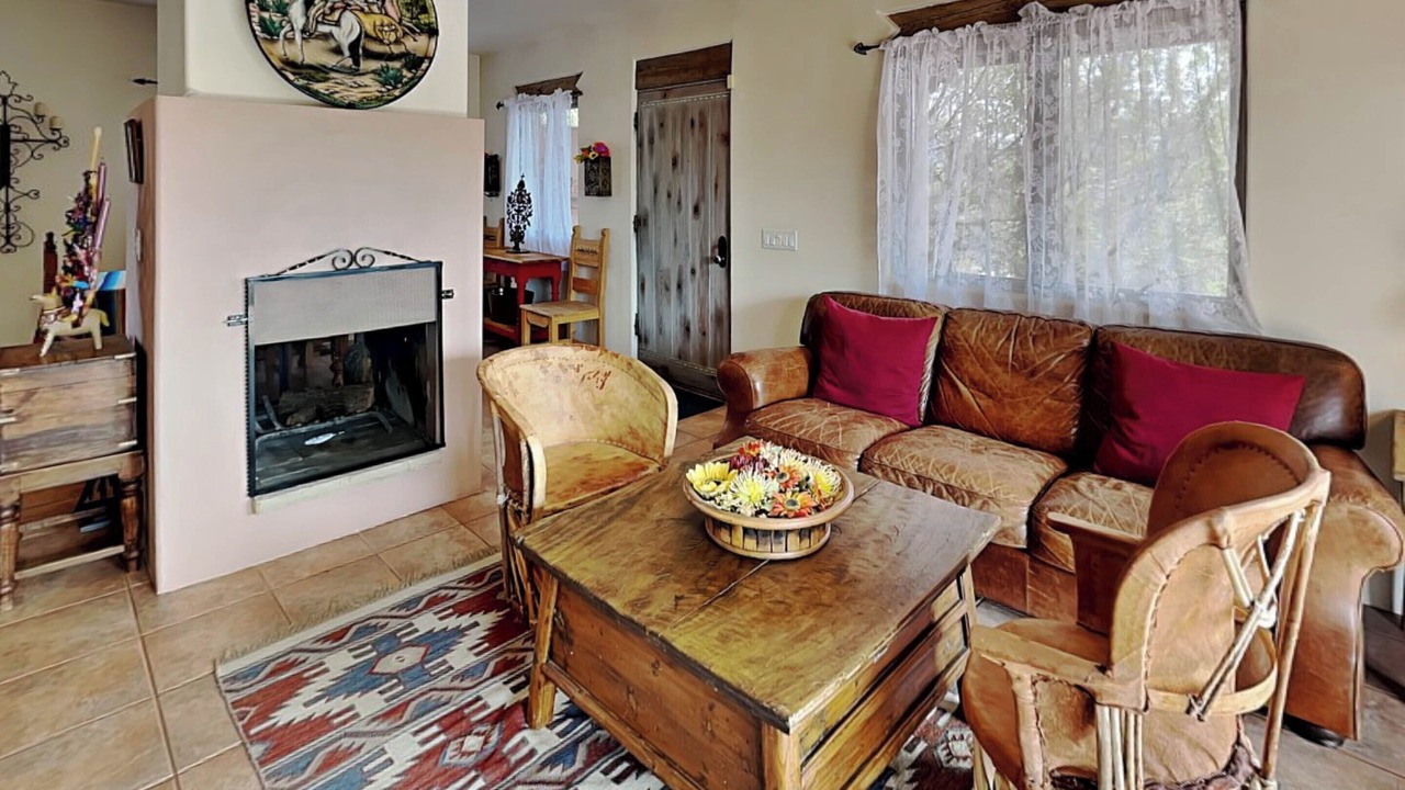Photo of Livingroom in Las Campanas