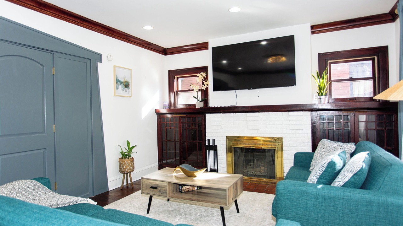 Photo of Livingroom in Powderhorn