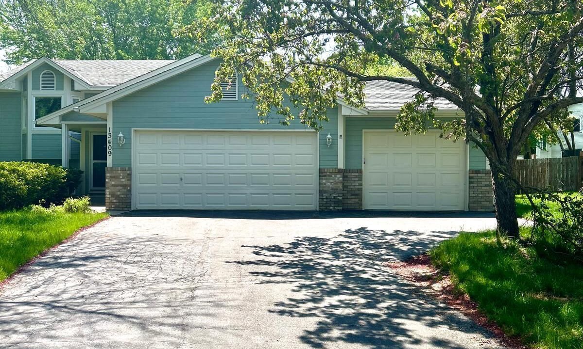 Photo of Outdoor in Burnsville