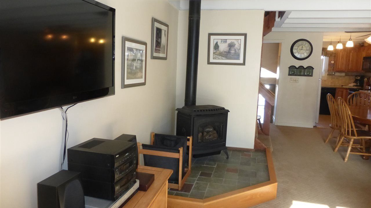 Photo of Livingroom in Jeffersonville