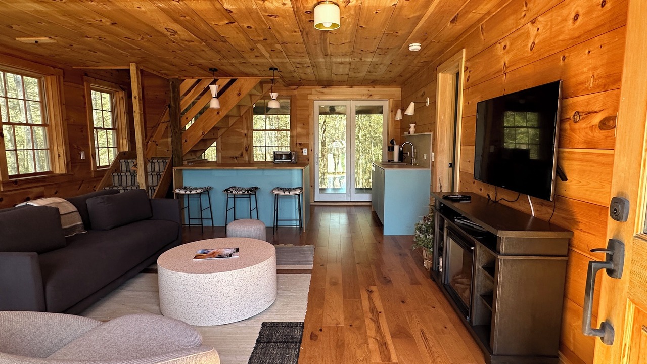 Photo of Livingroom in Lakeville