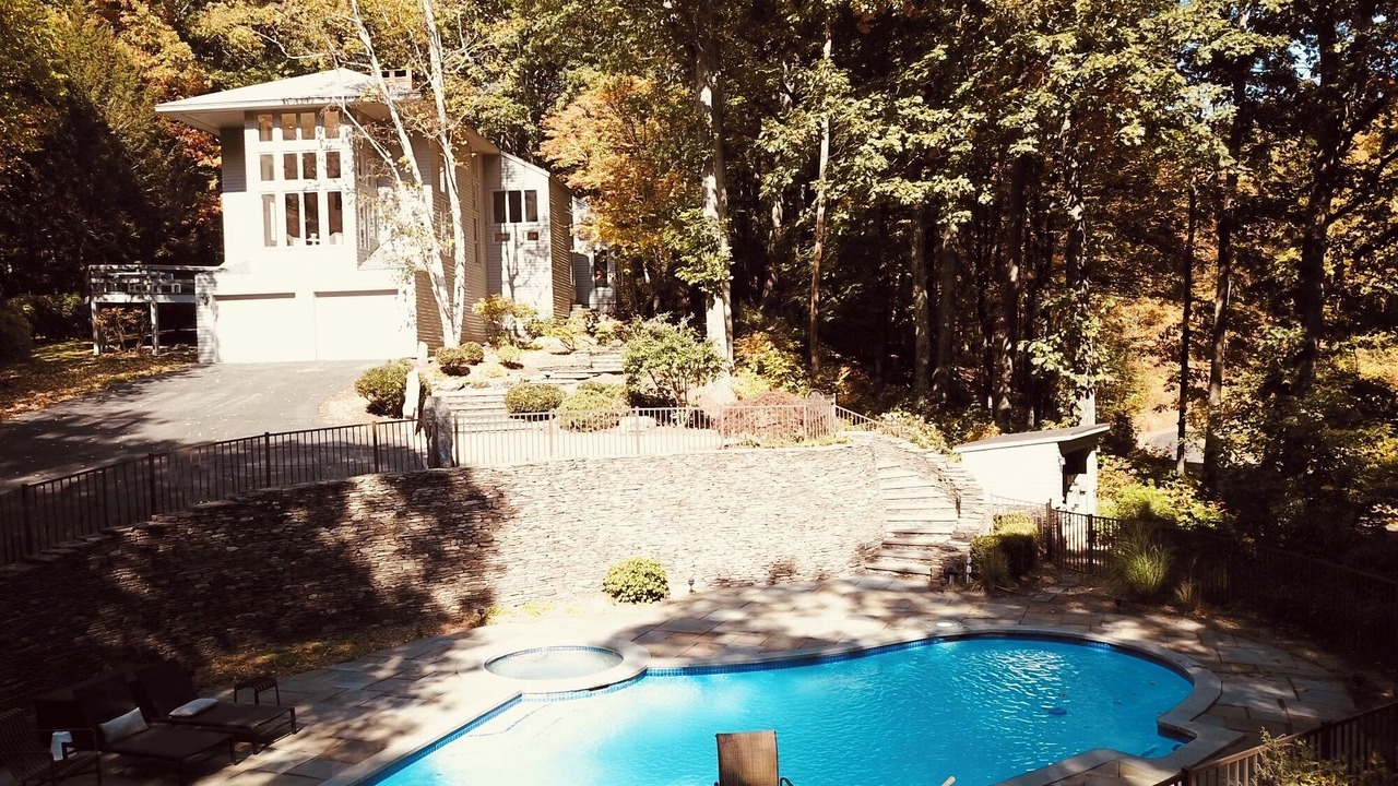 Photo of Outdoor in West Simsbury