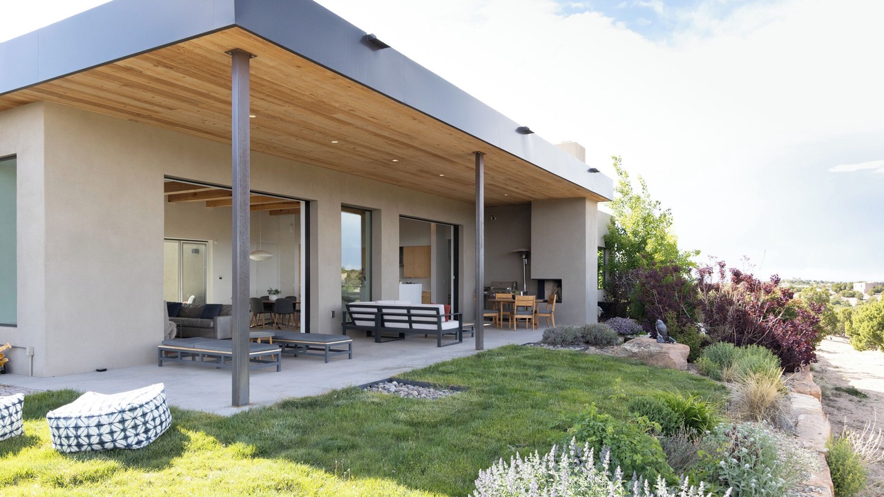 Photo of Patio Balcony in La Tierra