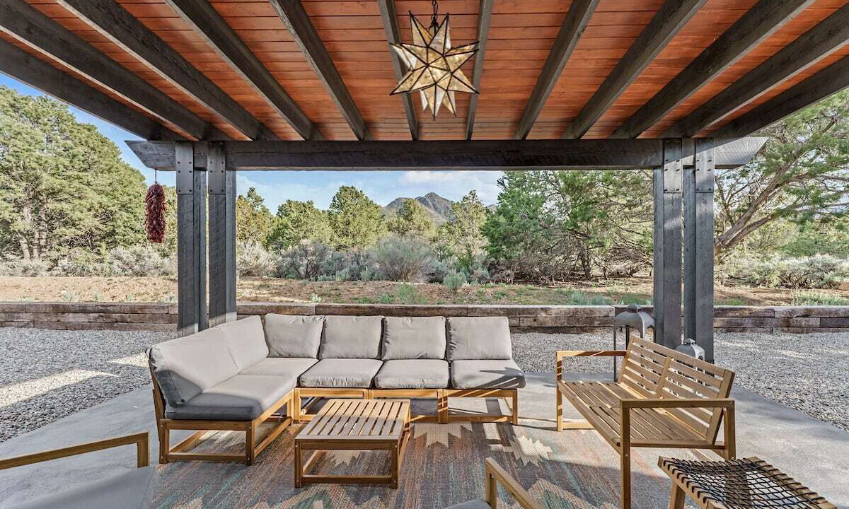 Photo of Patio Balcony in Ranchos De Taos