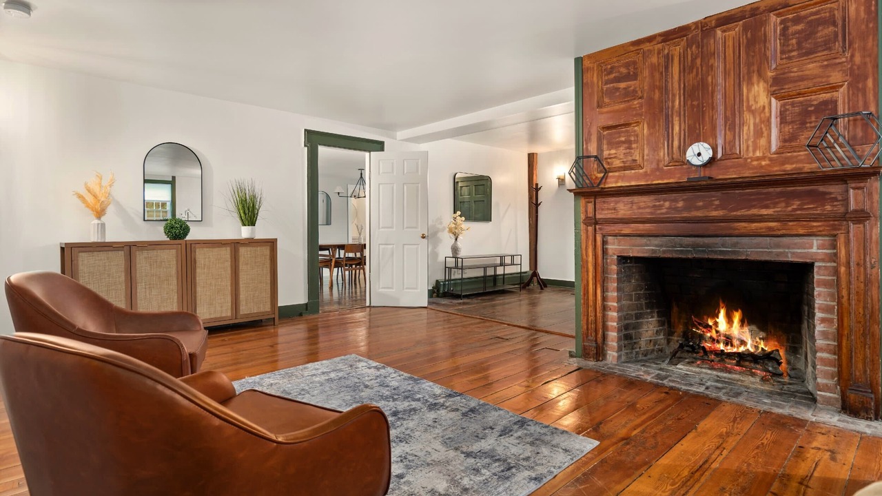 Photo of Livingroom in North Egremont