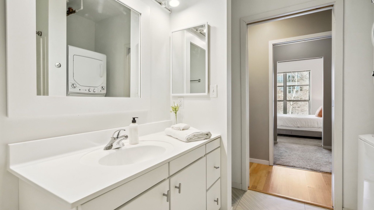 Photo of Bathroom in Mill District