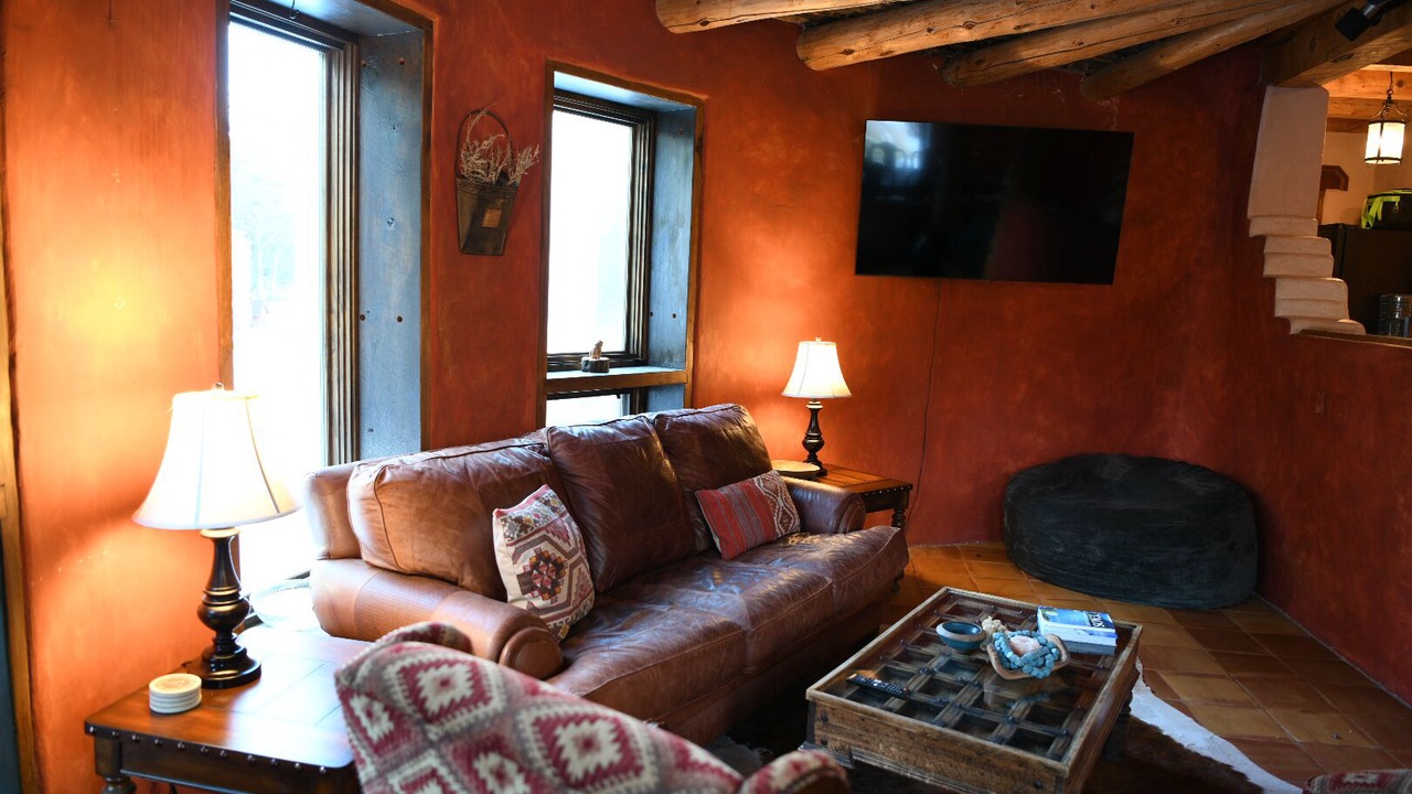 Photo of Livingroom in Valdez