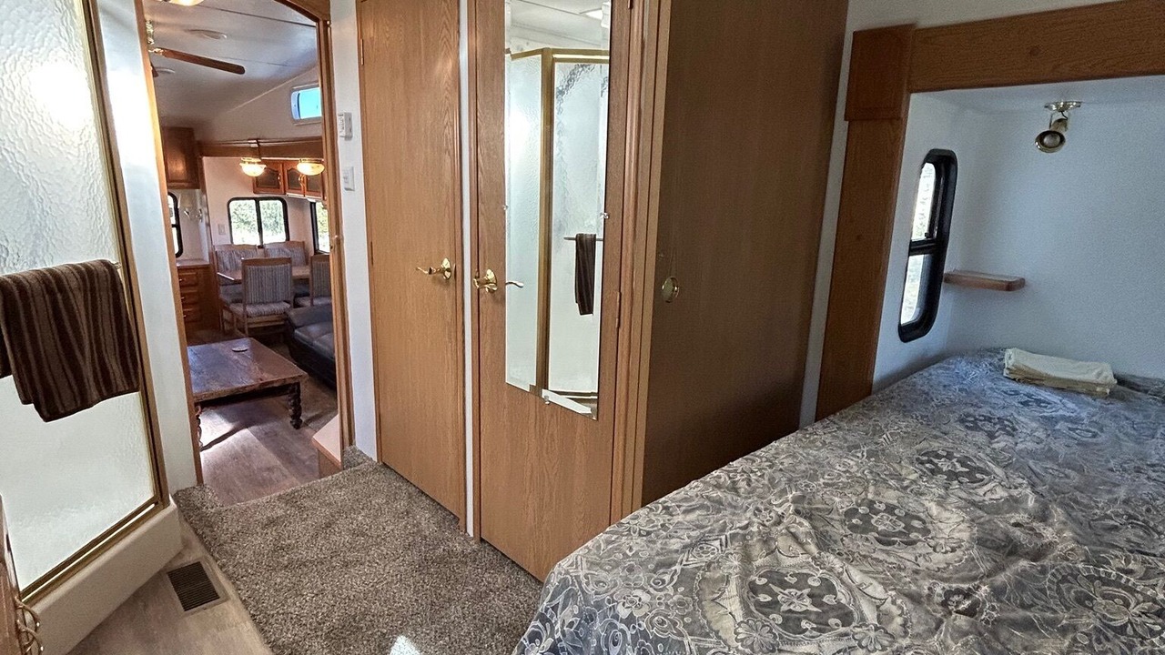 Photo of Bedroom in Placitas