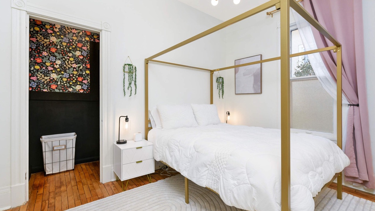 Photo of Bedroom in Whittier