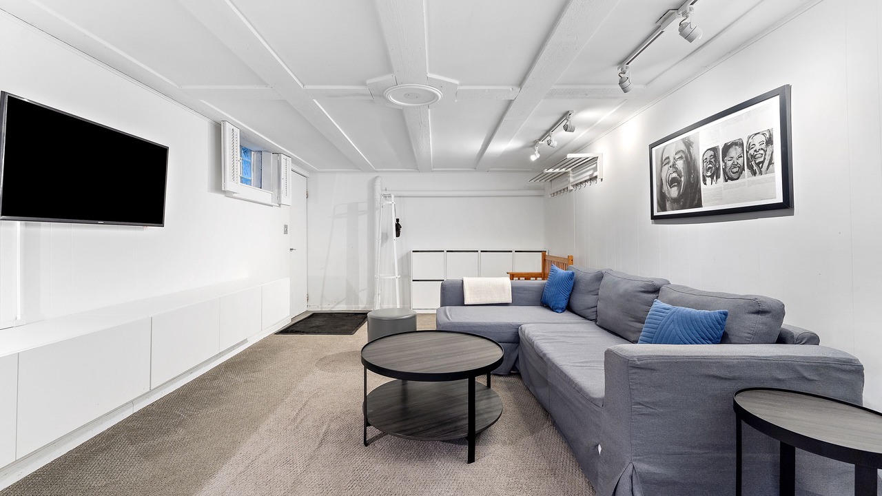 Photo of Livingroom in St. Louis Park