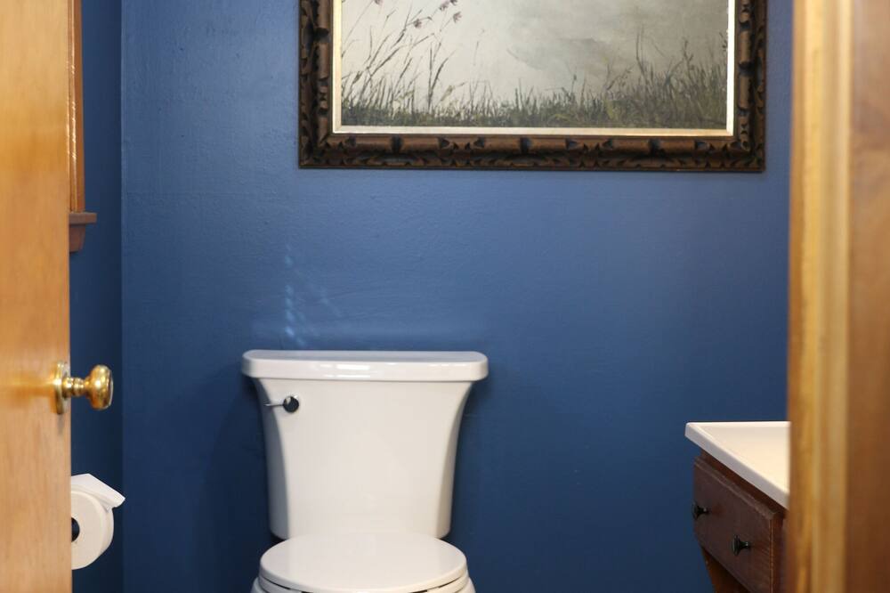 Photo of Bathroom in Lanesboro