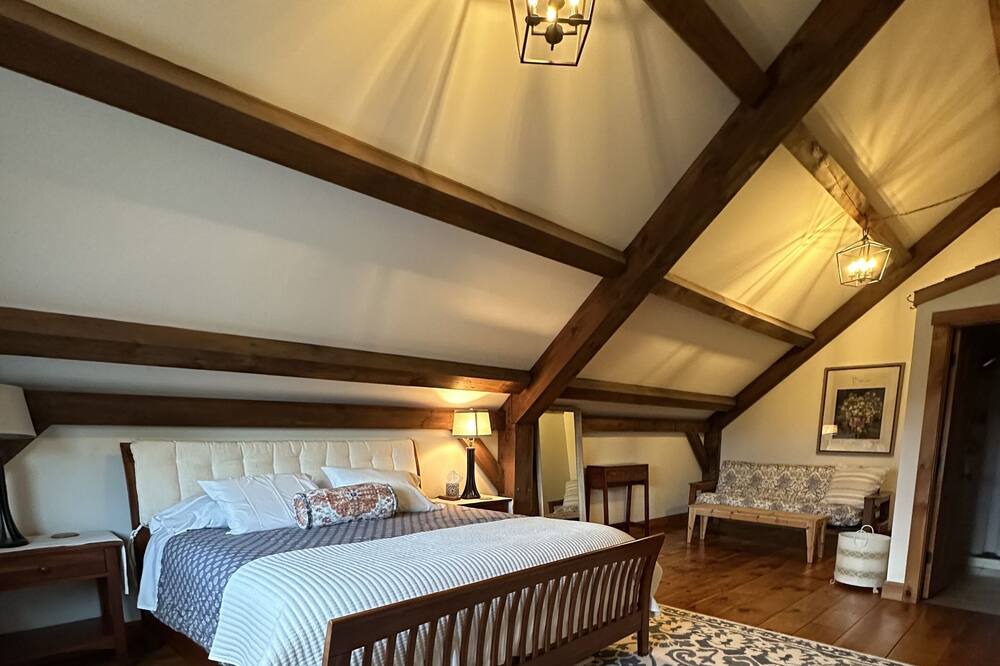 Photo of Bedroom in Fairfax