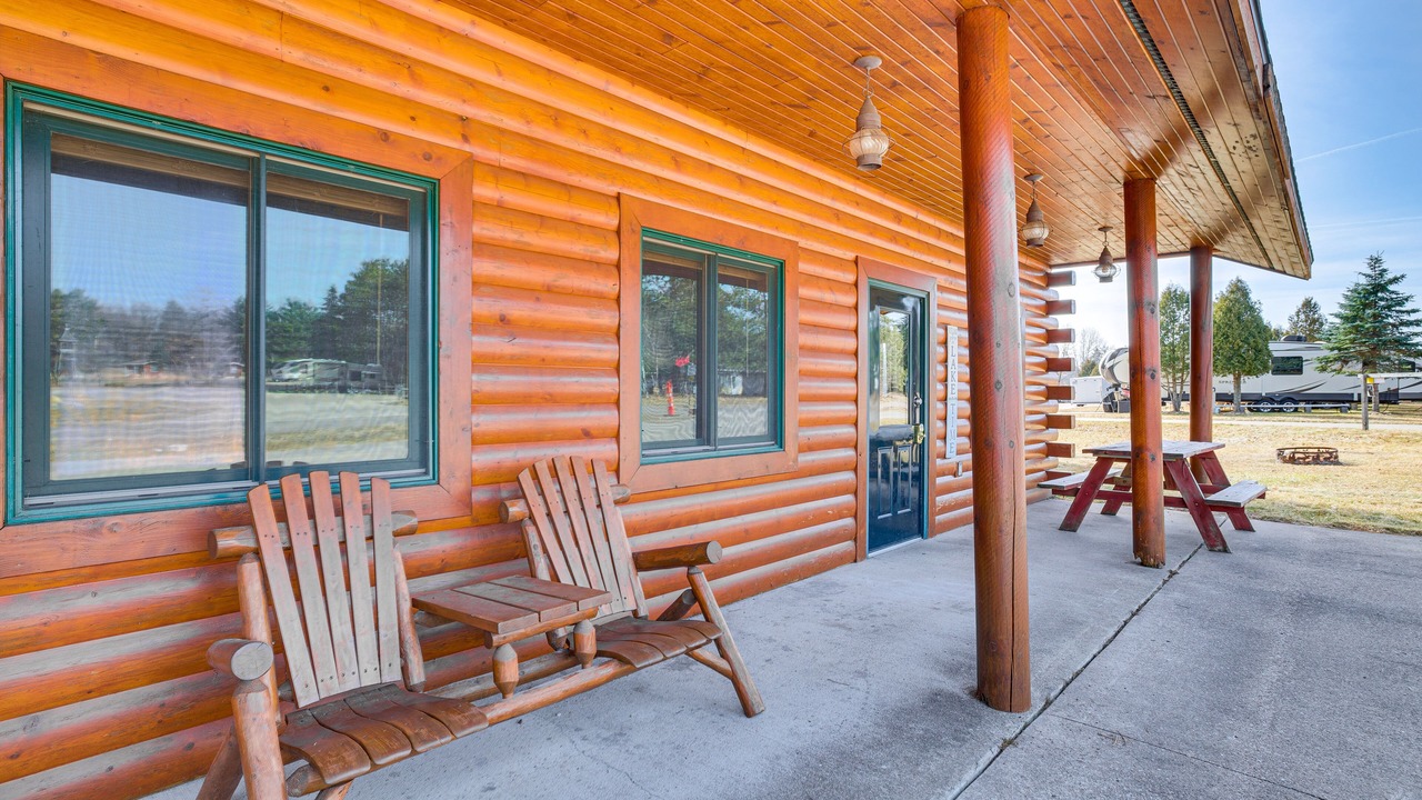 Photo of Patio Balcony in Neillsville