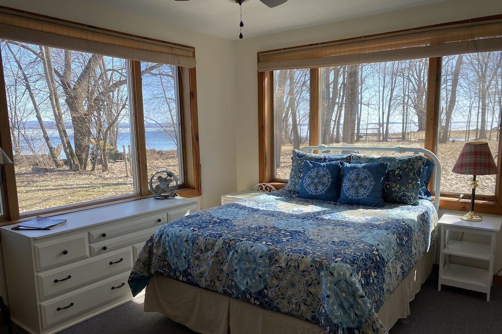Photo of Bedroom in Swanton