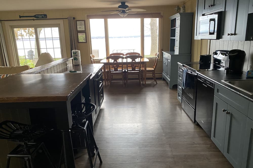 Photo of Kitchen in Swanton
