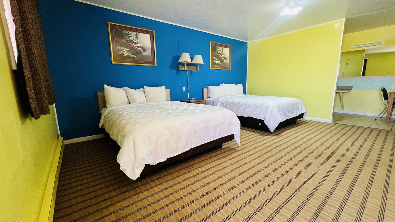 Photo of Bedroom in Raton