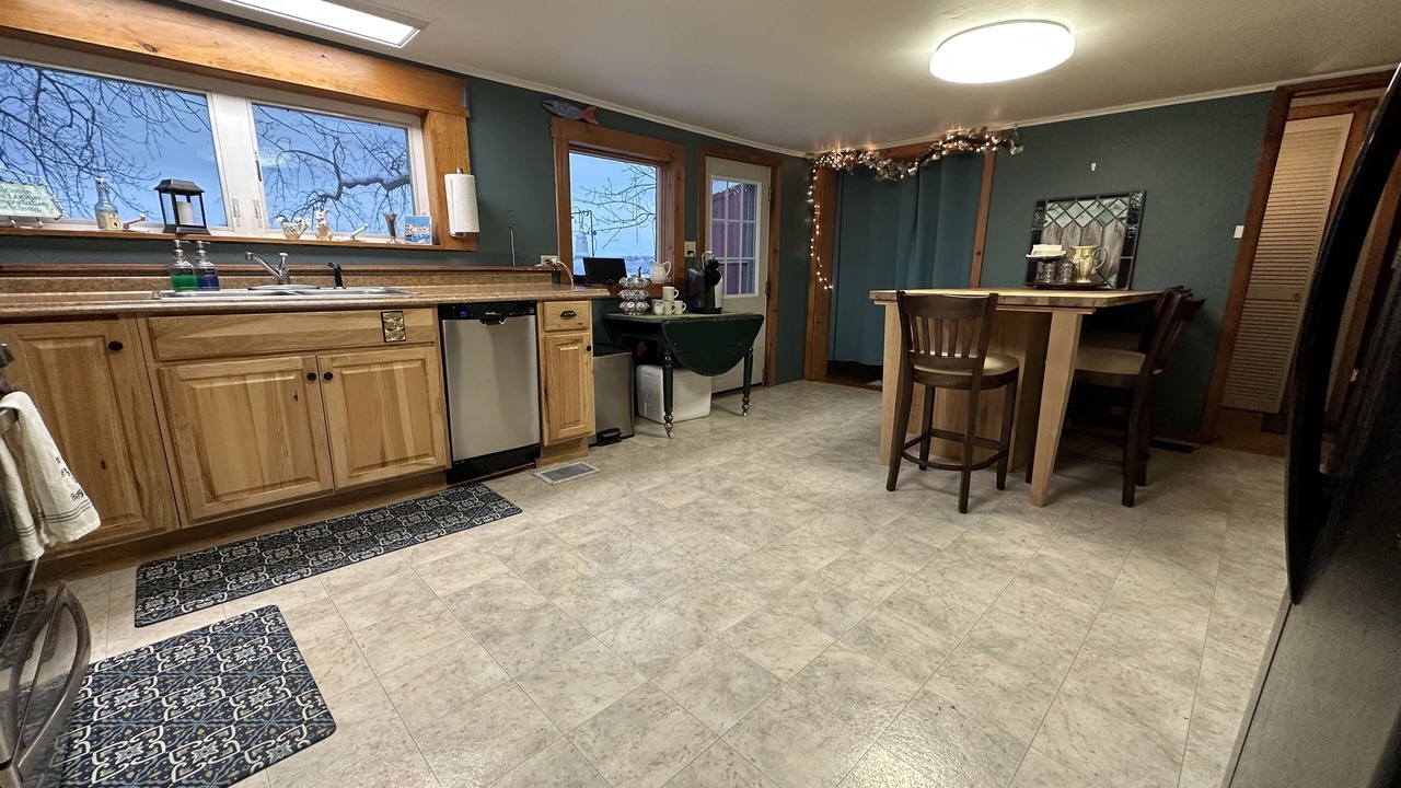 Photo of Kitchen in Alburg