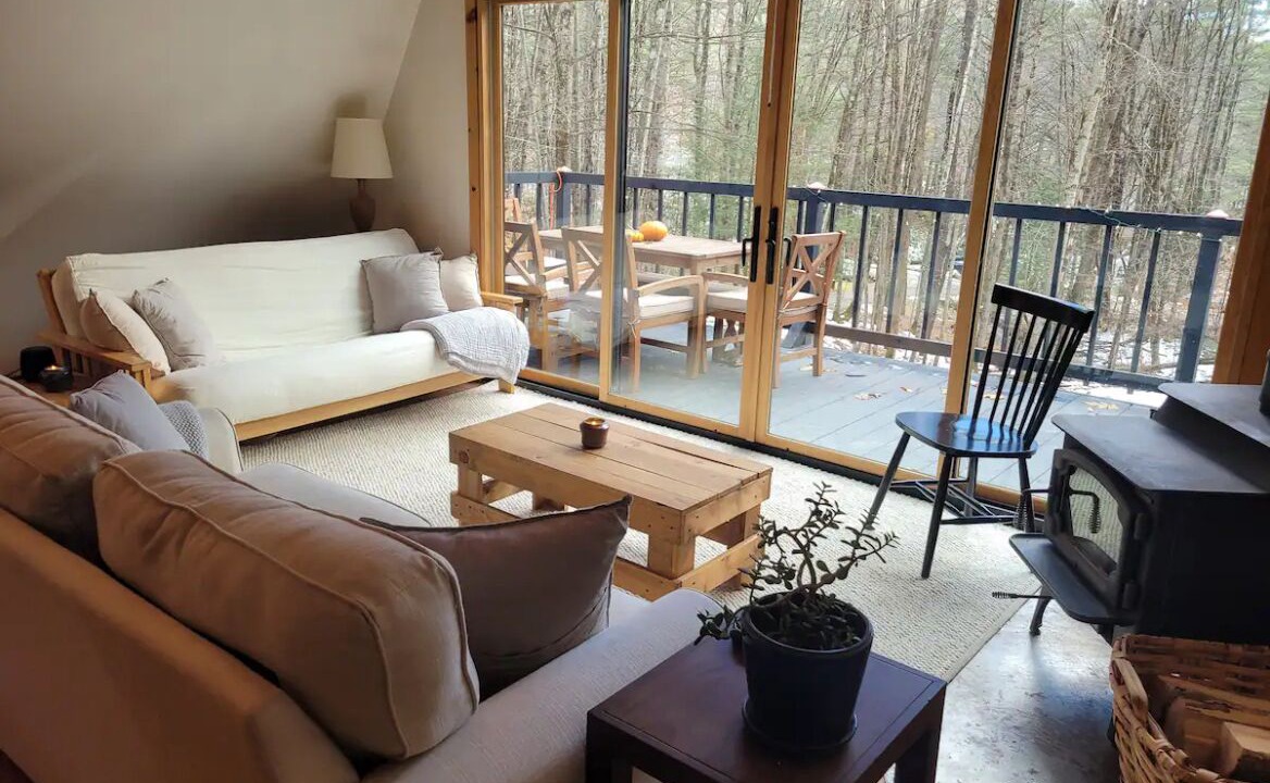 Photo of Livingroom in Williamsville