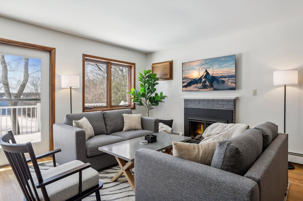 Photo of Livingroom in Little Canada