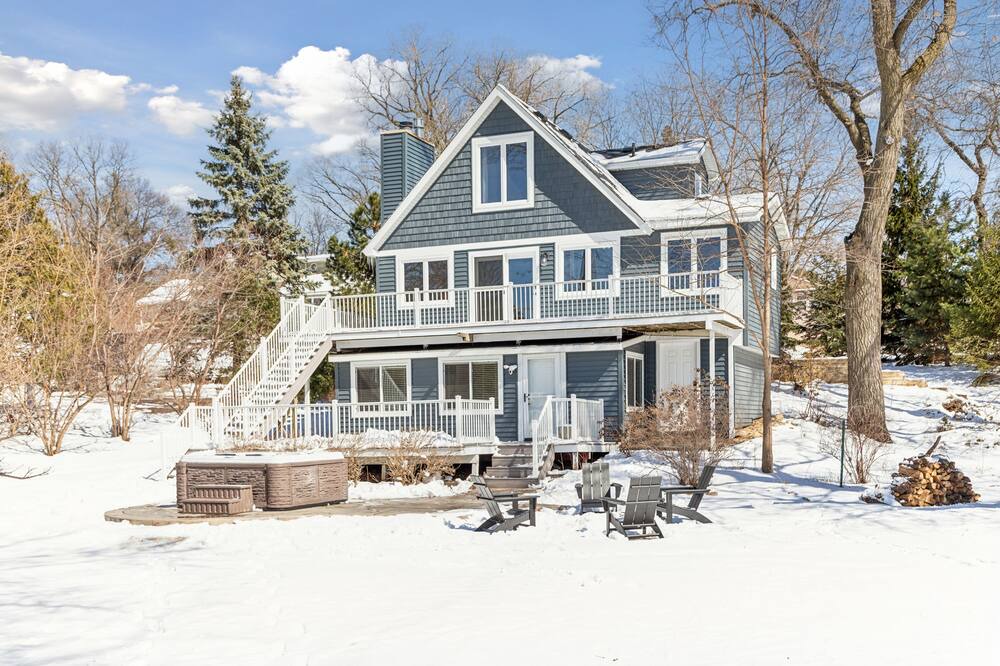 Photo of Outdoor in Little Canada