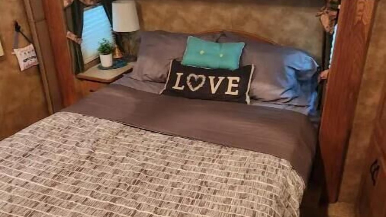 Photo of Bedroom in Malletts Bay