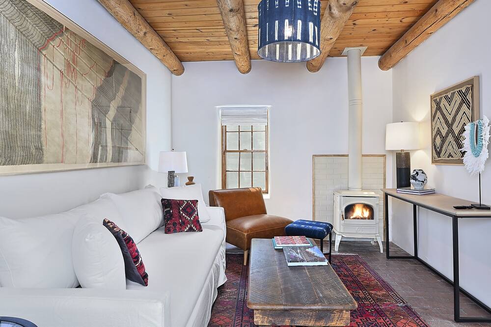 Photo of Livingroom in Downtown Santa Fe