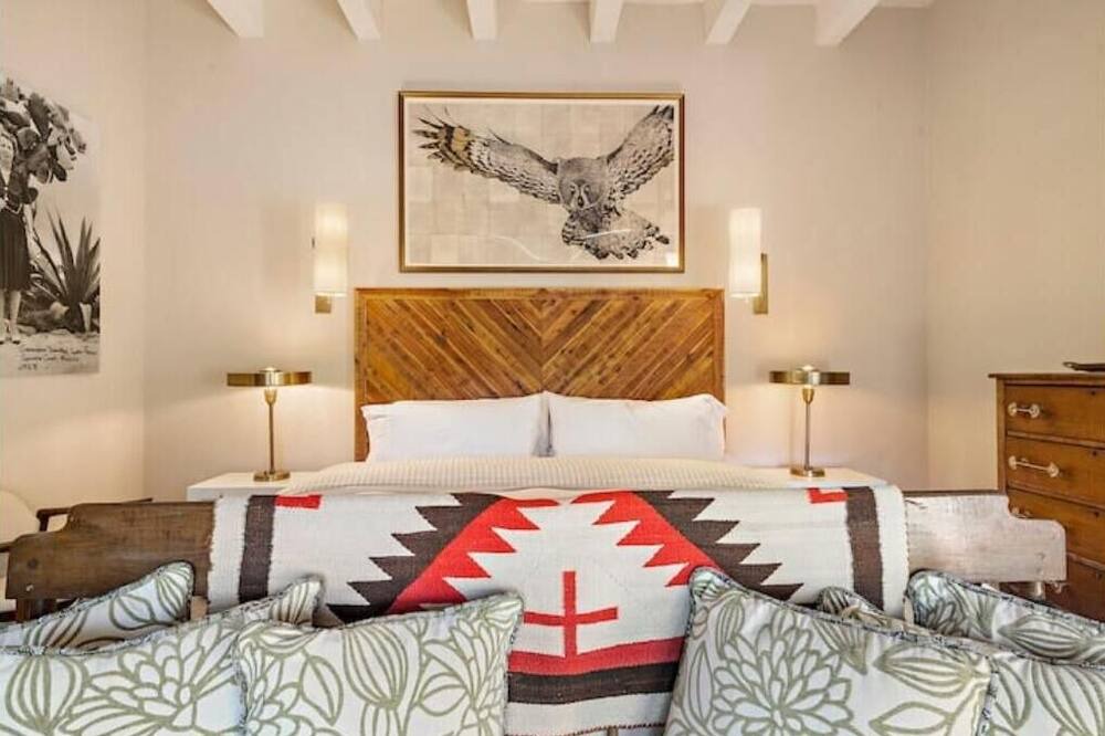 Photo of Bedroom in Nambe Pueblo