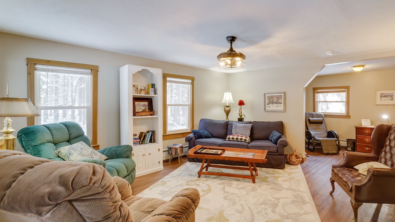 Photo of Livingroom in Malone