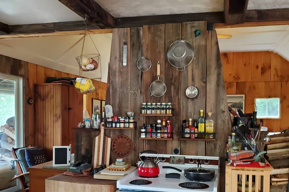 Photo of Kitchen in Ripton